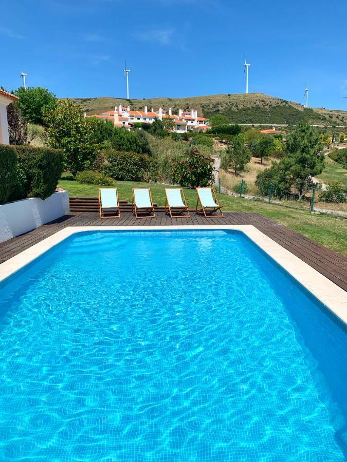 Villa With Swimming Pool In Golf Resort Torres Vedras Eksteriør billede